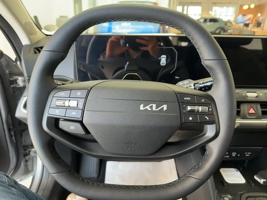 Kia K4 - Thumbnail 10