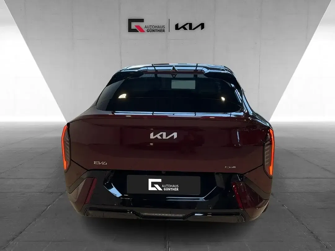 Kia EV4 - Thumbnail 2