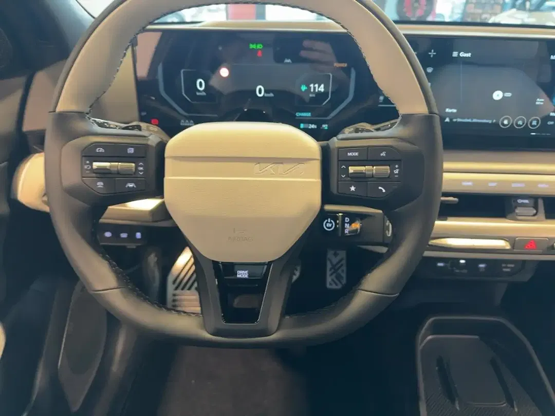 Kia EV4 - Thumbnail 8