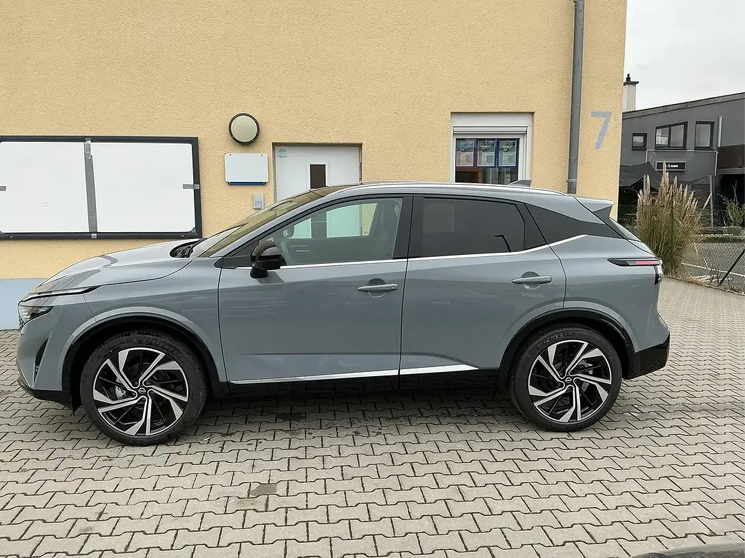 Nissan Qashqai - Thumbnail 3