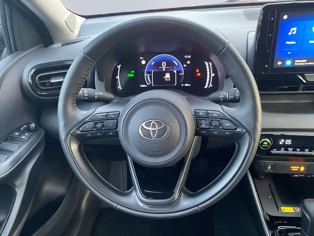 Toyota Yaris - Thumbnail 10