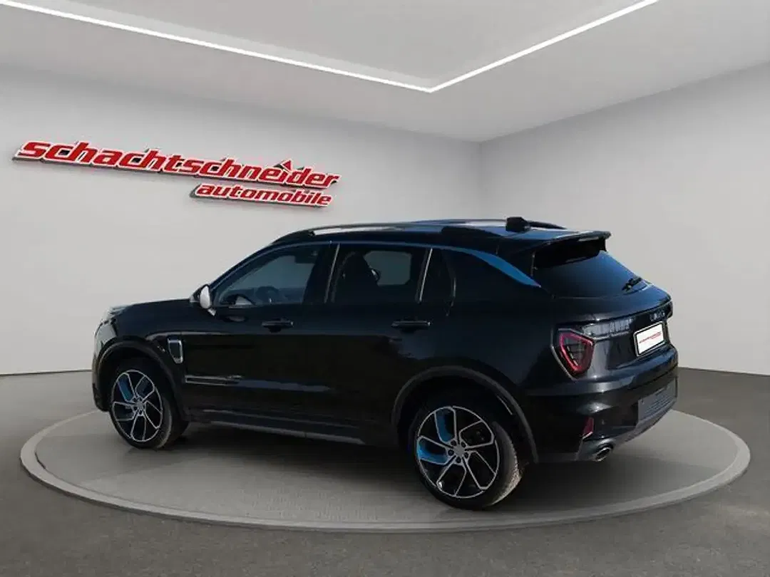 Lynk & Co 01 - Thumbnail 2