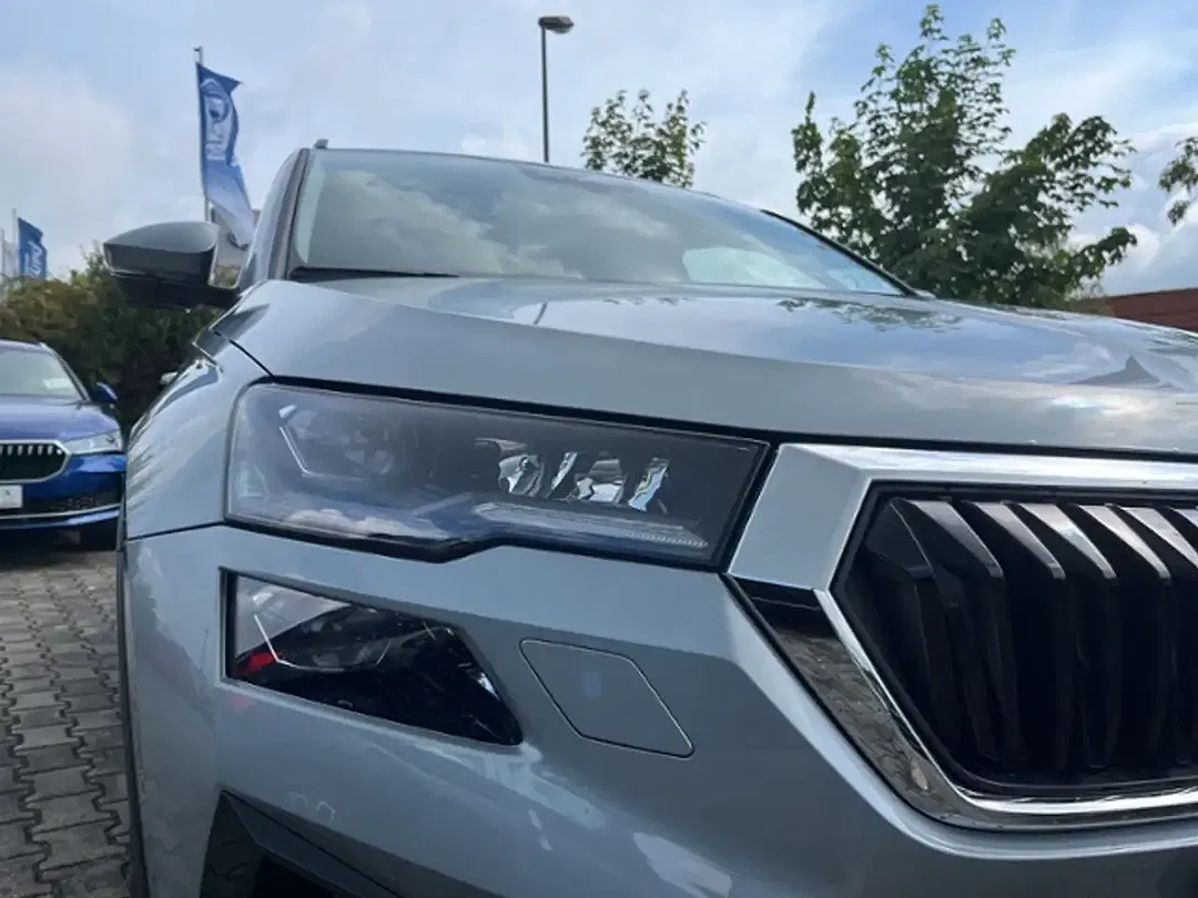 Skoda Karoq - Thumbnail 6