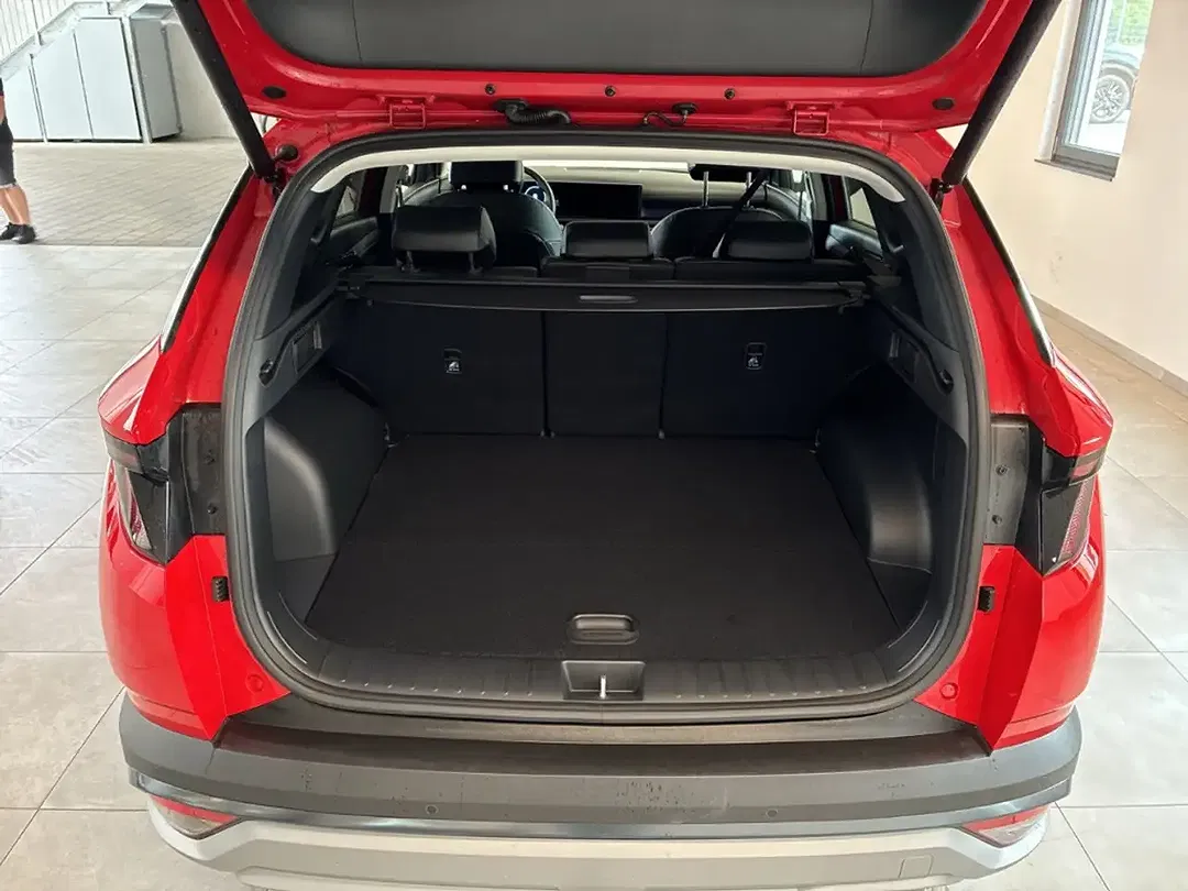 Hyundai TUCSON - Thumbnail 6