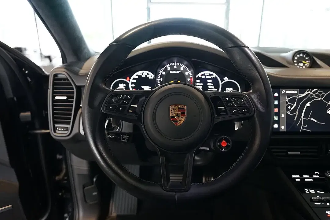 Porsche Cayenne - Thumbnail 12