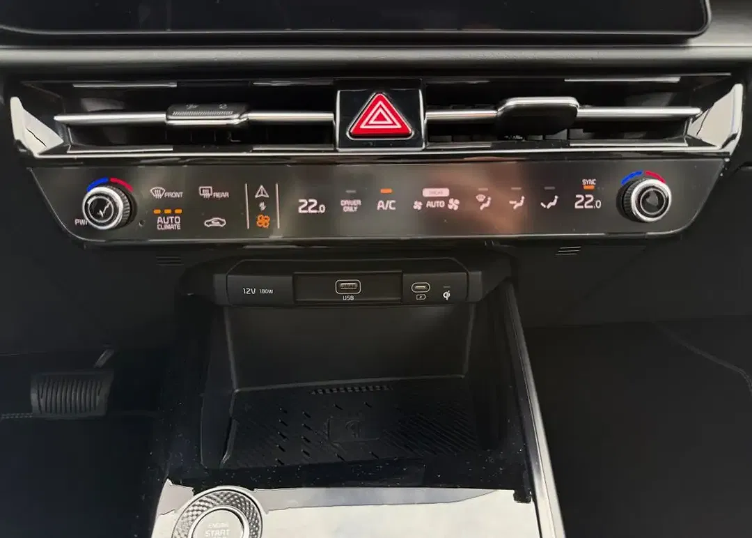 Kia Niro - Thumbnail 13