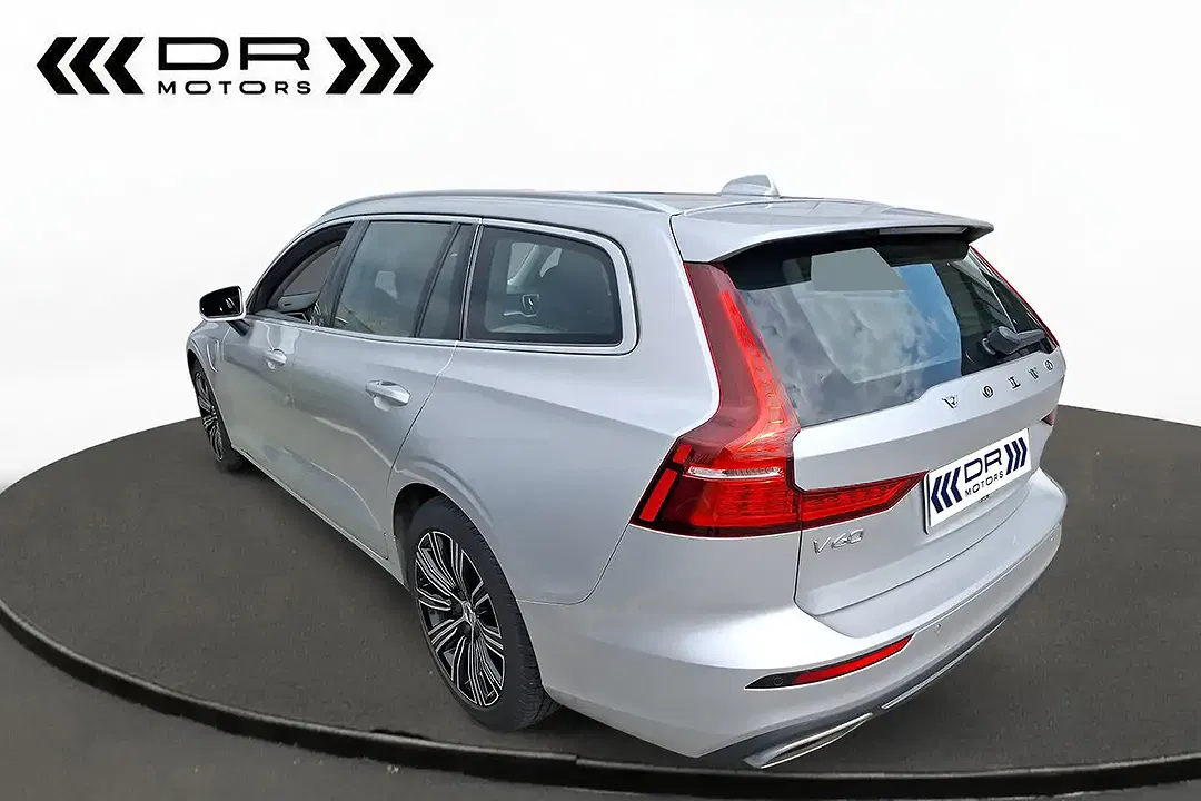 Volvo V60 - Thumbnail 3