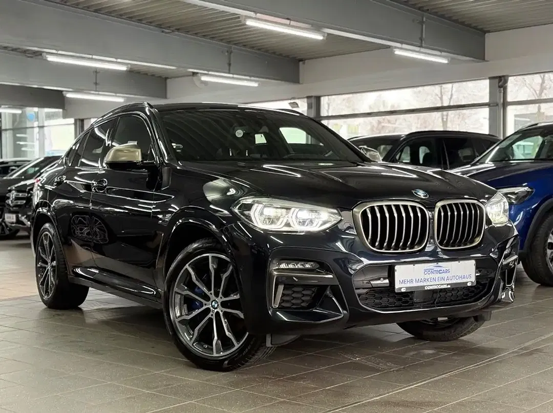 BMW X4 M - Thumbnail 1