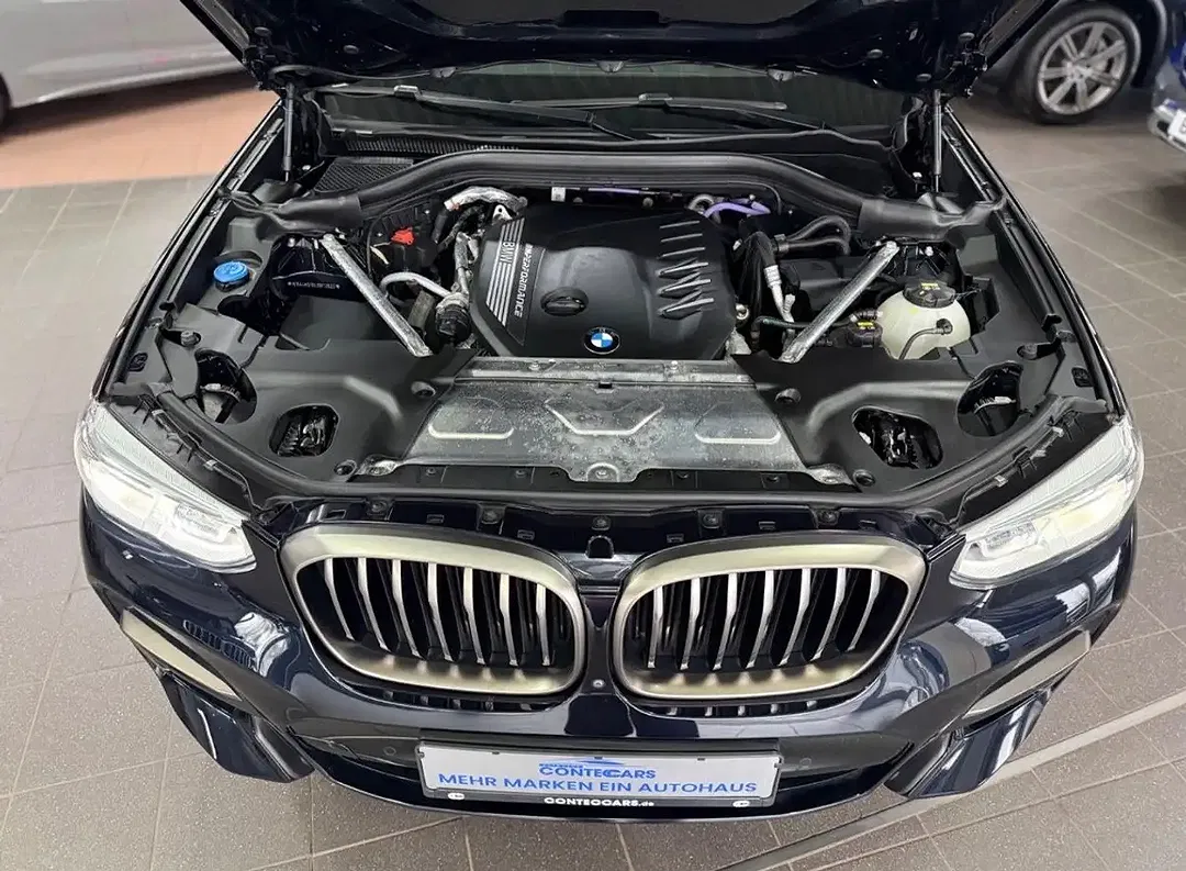 BMW X4 M - Thumbnail 3
