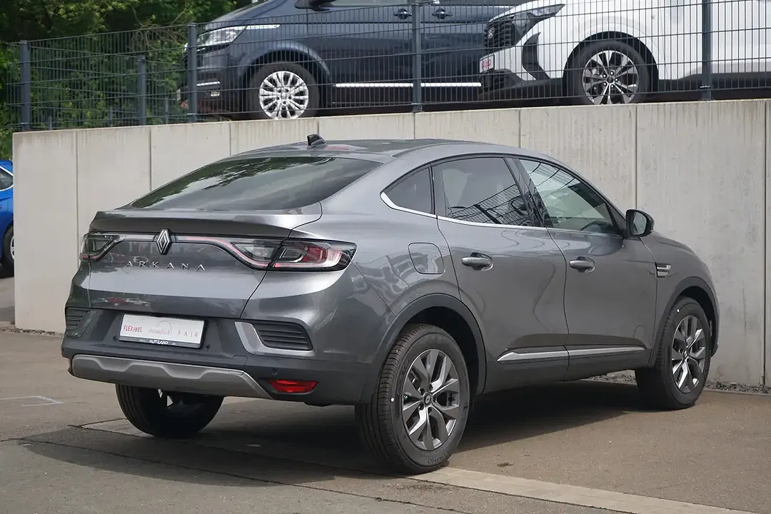Renault Arkana - Thumbnail 4