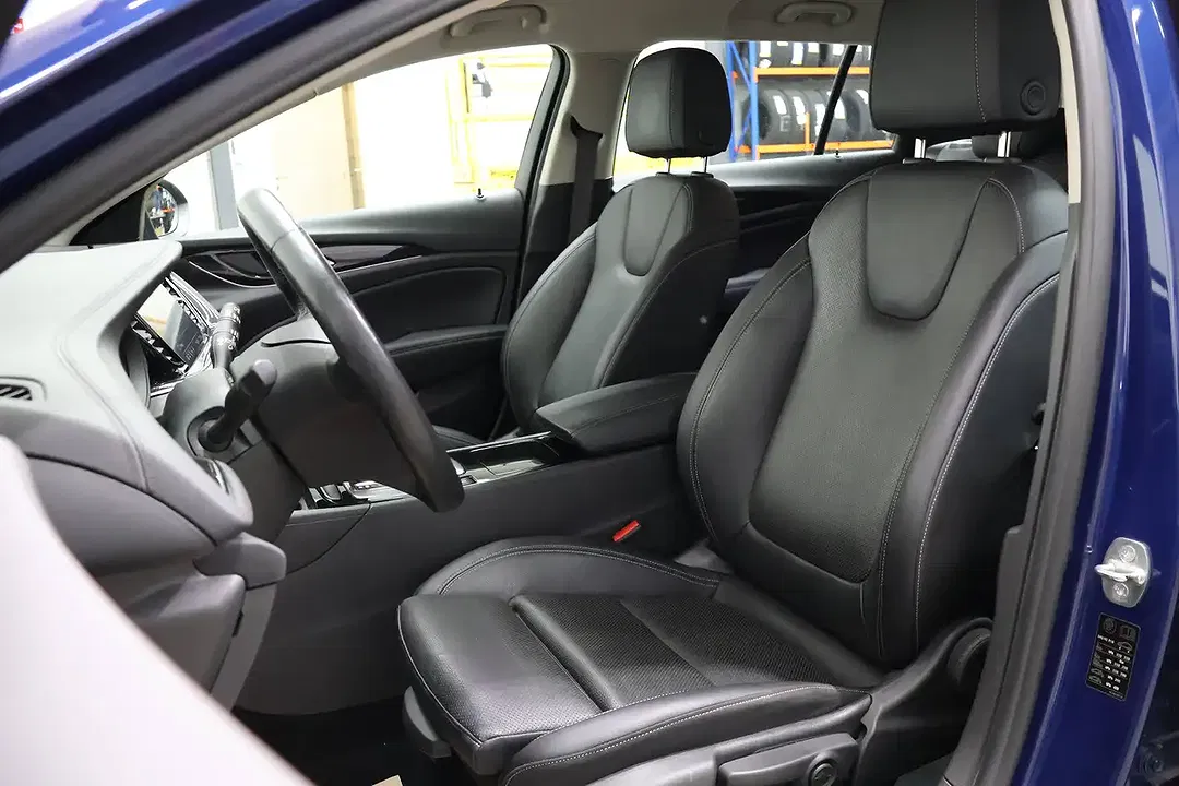 Opel Insignia - Thumbnail 11