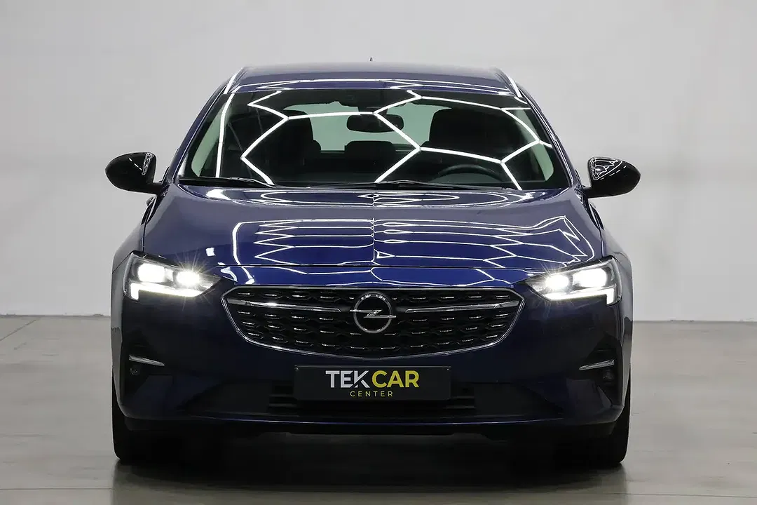 Opel Insignia - Thumbnail 2