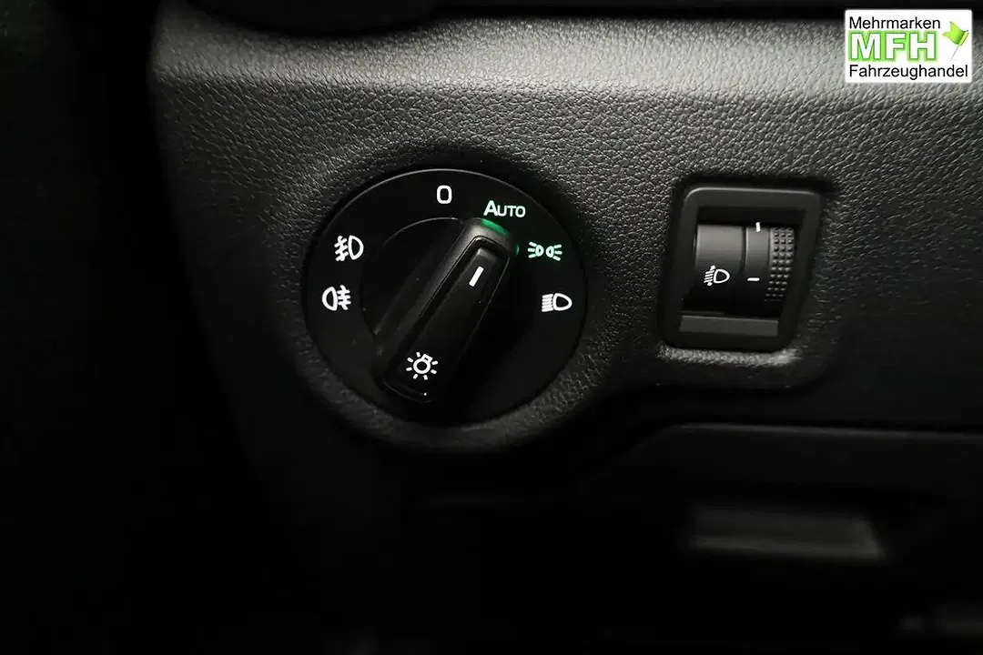 Skoda Fabia - Thumbnail 8