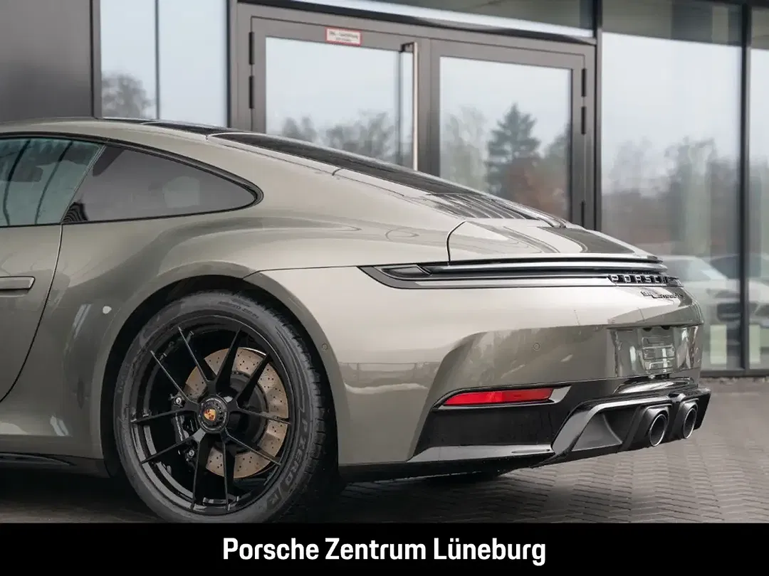 Porsche 992 - Thumbnail 14