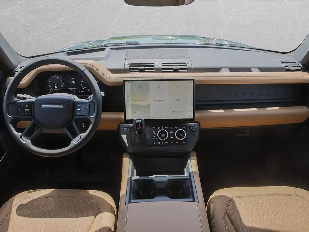 Land Rover Defender - Thumbnail 4