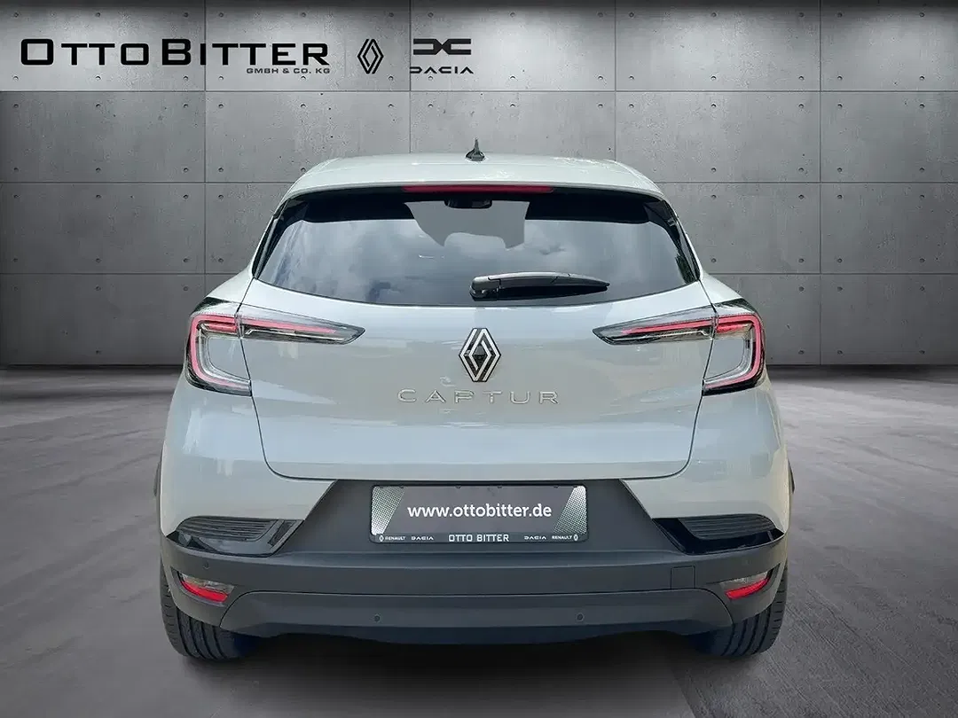 Renault Captur - Thumbnail 3