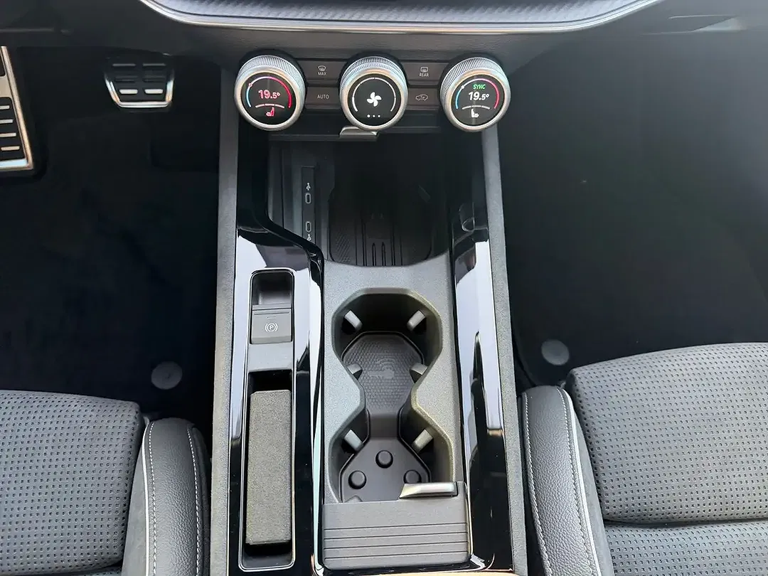 Skoda Superb - Thumbnail 9