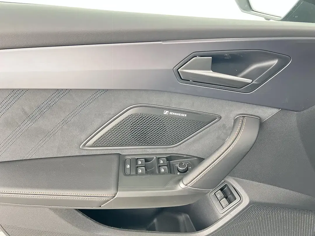 CUPRA Leon - Thumbnail 11