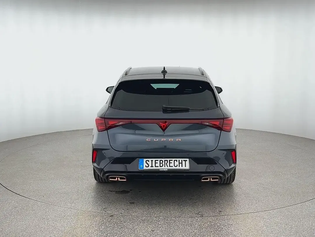 CUPRA Leon - Thumbnail 4