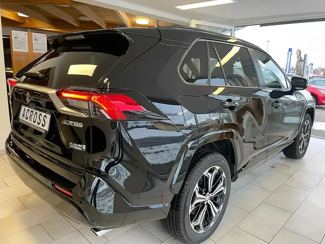 Suzuki Across - Thumbnail 3