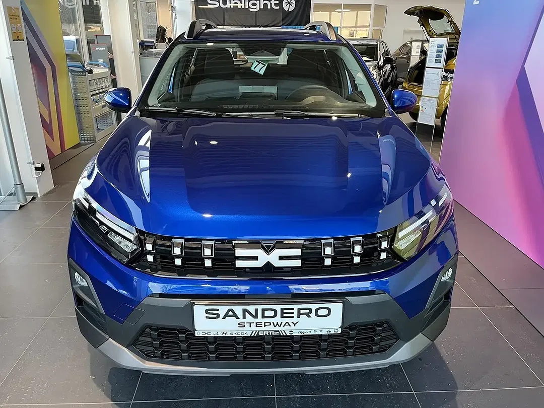 Dacia Sandero - Thumbnail 2