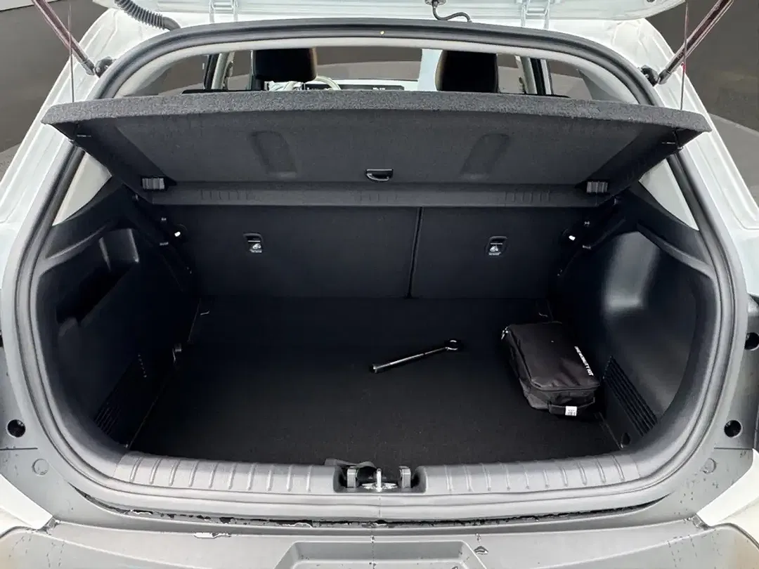 Kia Stonic - Thumbnail 6
