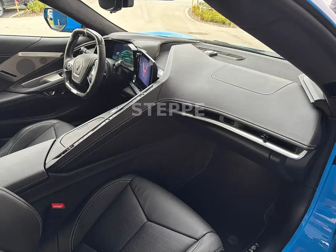 Corvette C8 - Thumbnail 11
