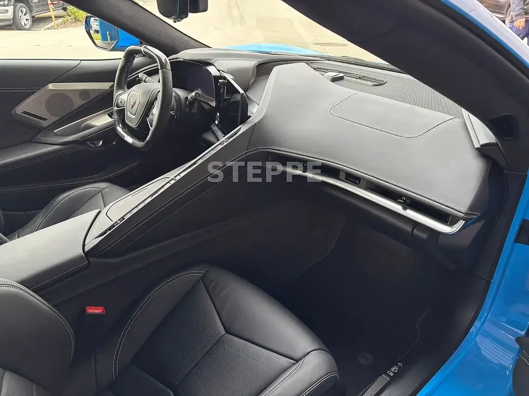 Corvette C8 - Thumbnail 12