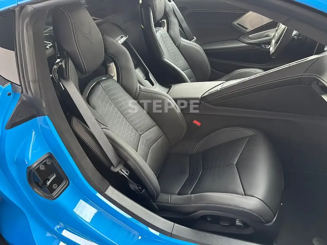 Corvette C8 - Thumbnail 13