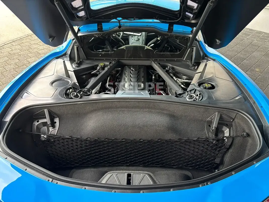 Corvette C8 - Thumbnail 6