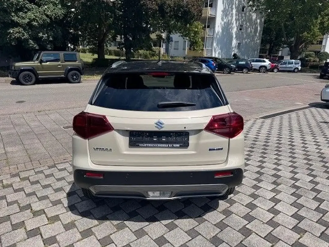Suzuki Vitara - Thumbnail 6