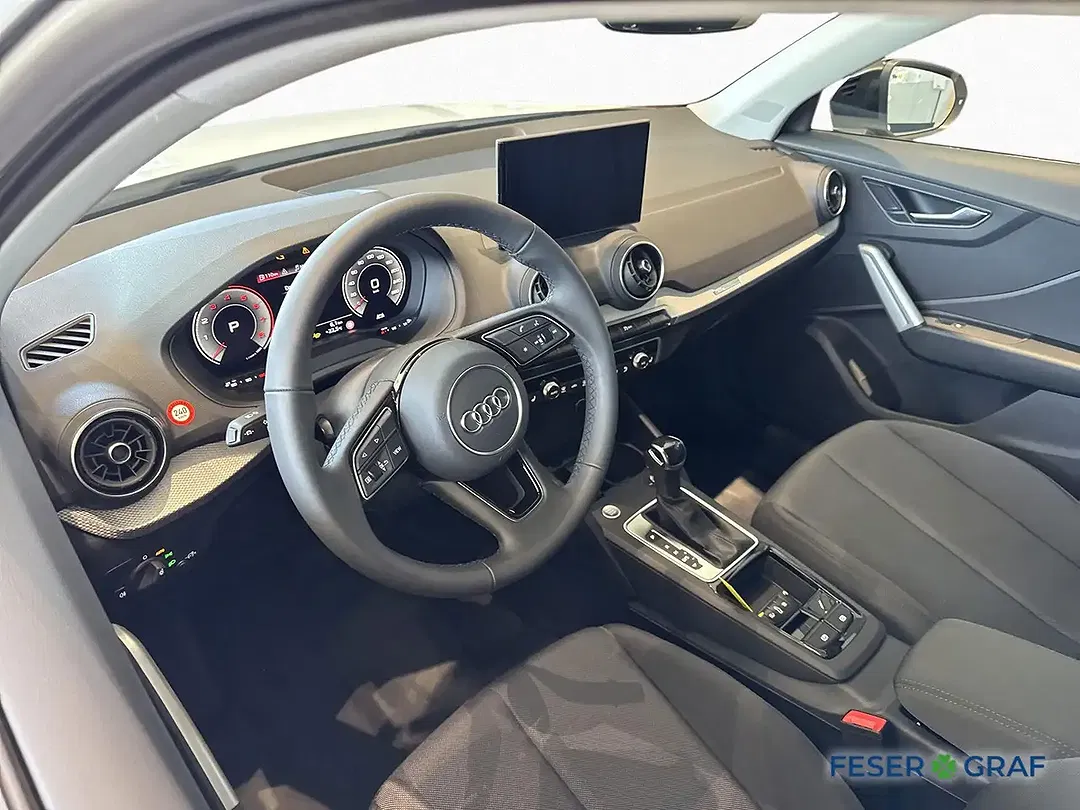 Audi Q2 - Thumbnail 8