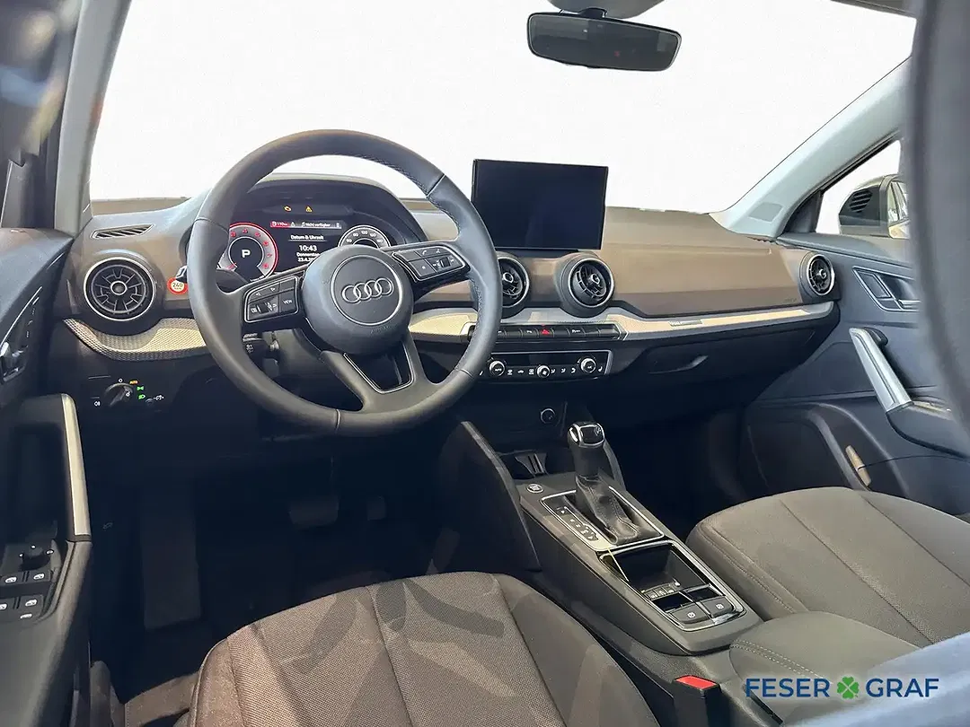 Audi Q2 - Thumbnail 9