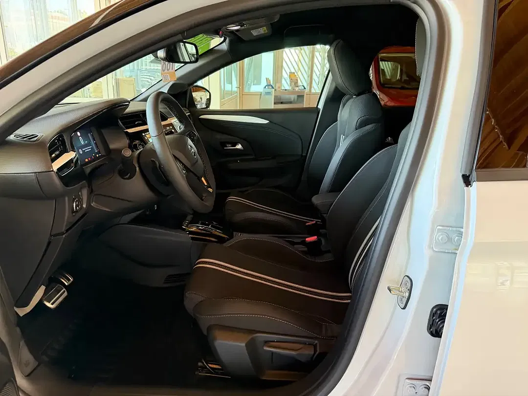 Opel Corsa - Thumbnail 12