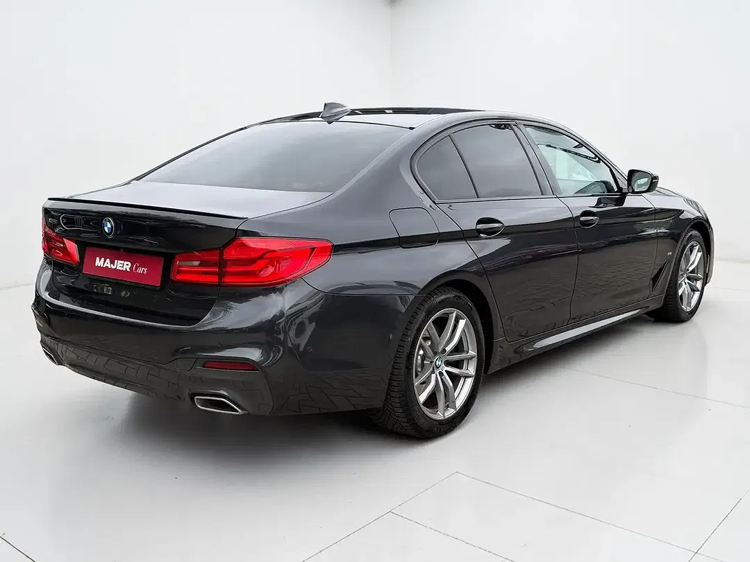 BMW 530 - Thumbnail 10