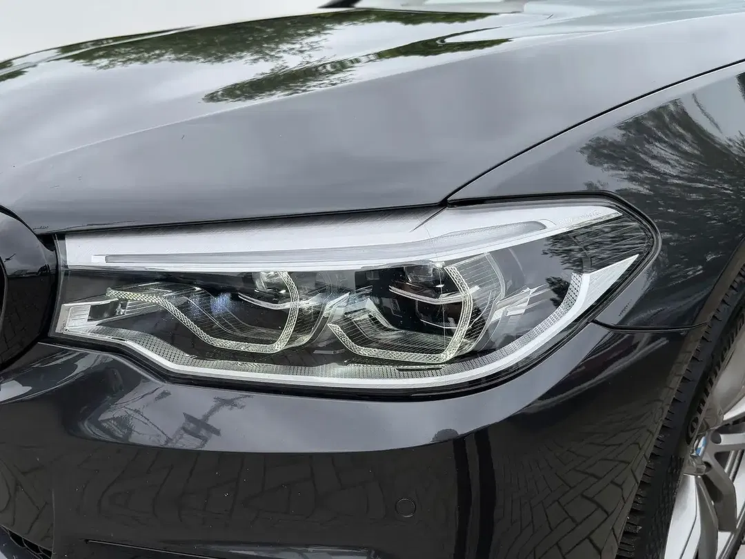 BMW 530 - Thumbnail 3