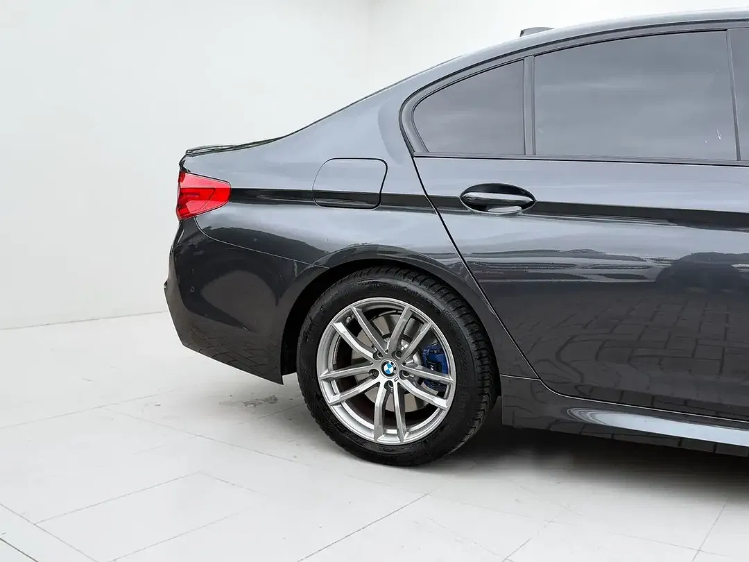 BMW 530 - Thumbnail 9
