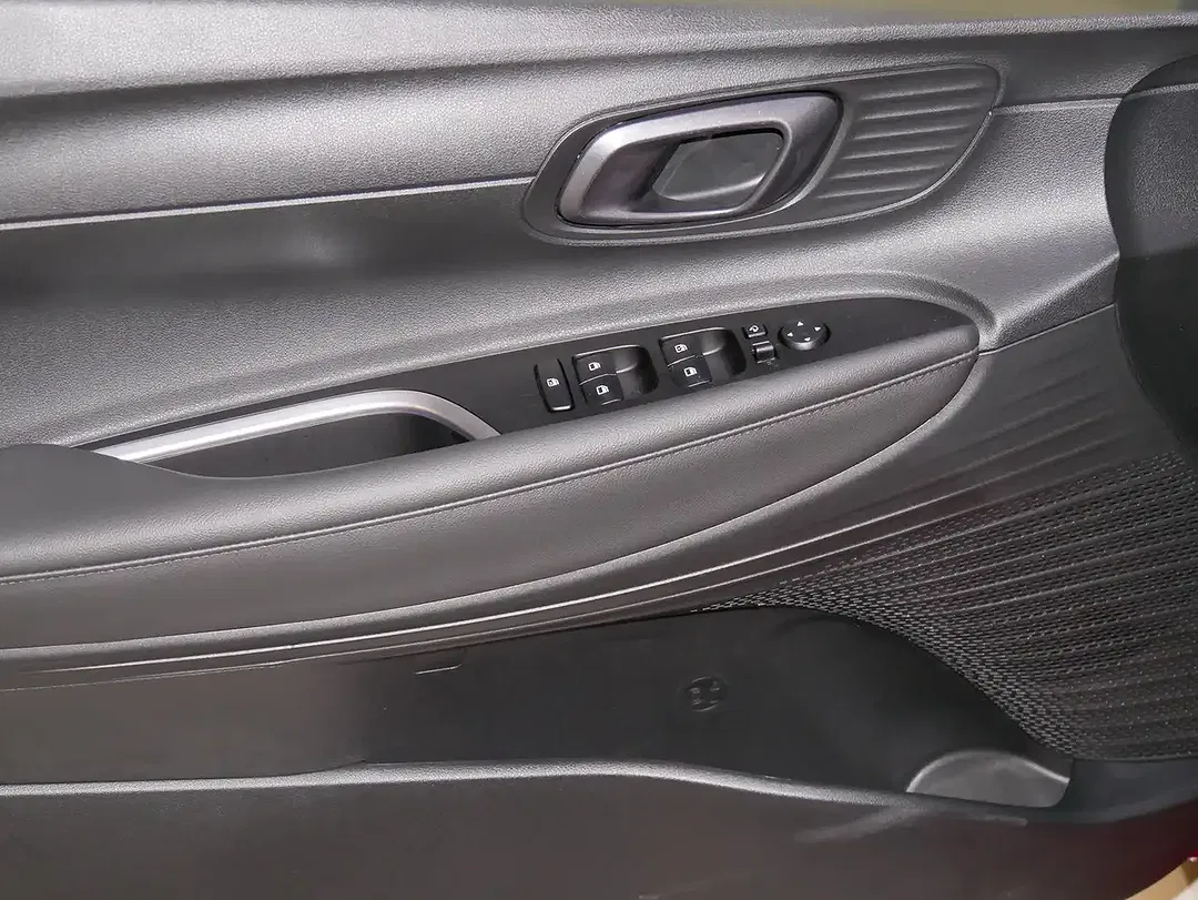 Hyundai i20 - Thumbnail 15