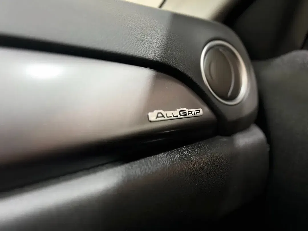 Suzuki Vitara - Thumbnail 11