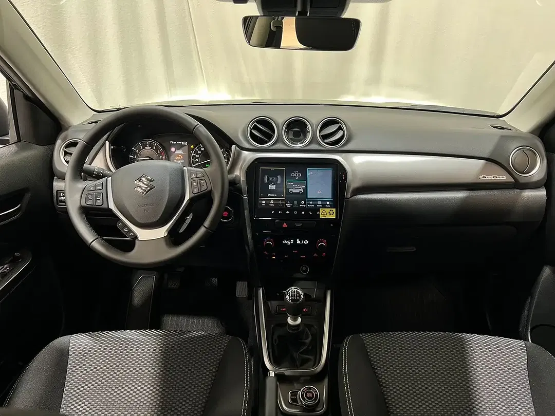 Suzuki Vitara - Thumbnail 6