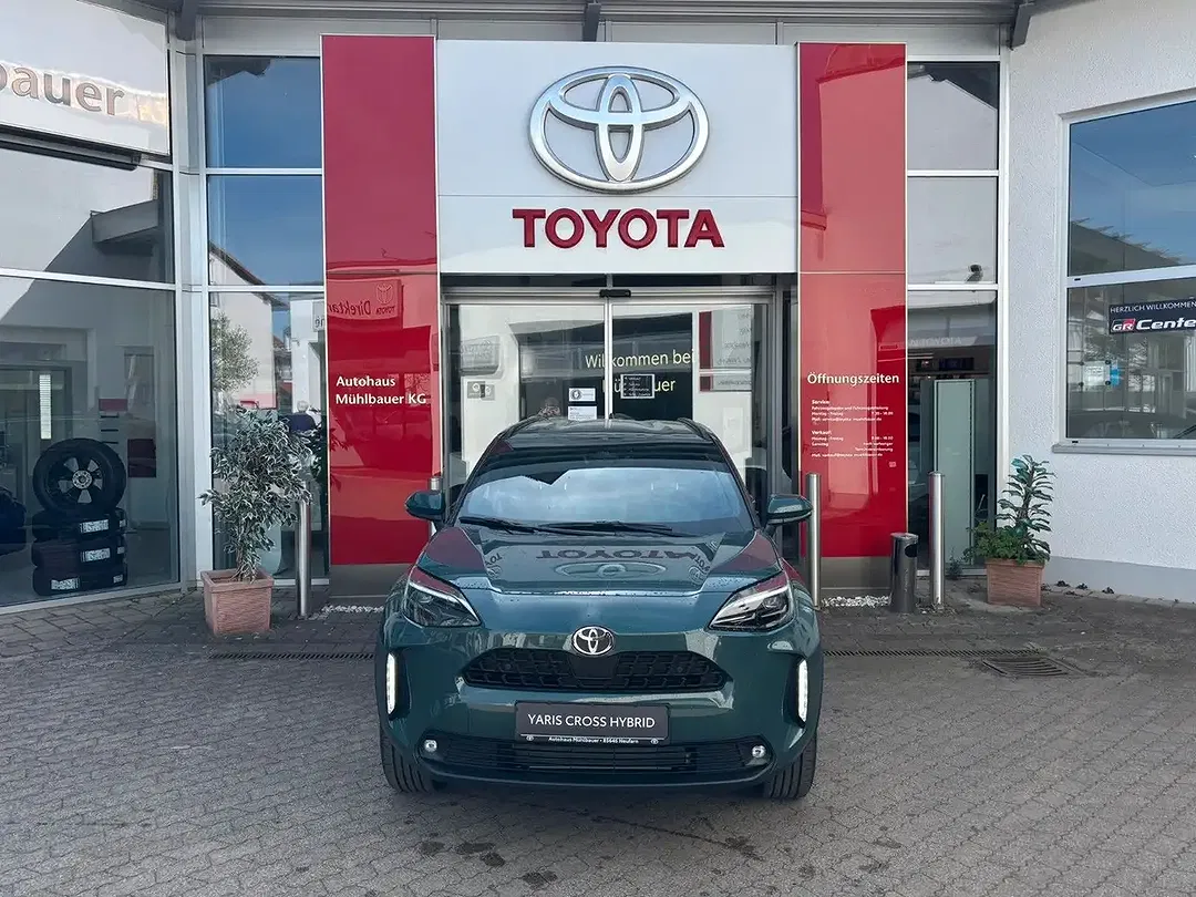 Toyota Yaris - Thumbnail 1