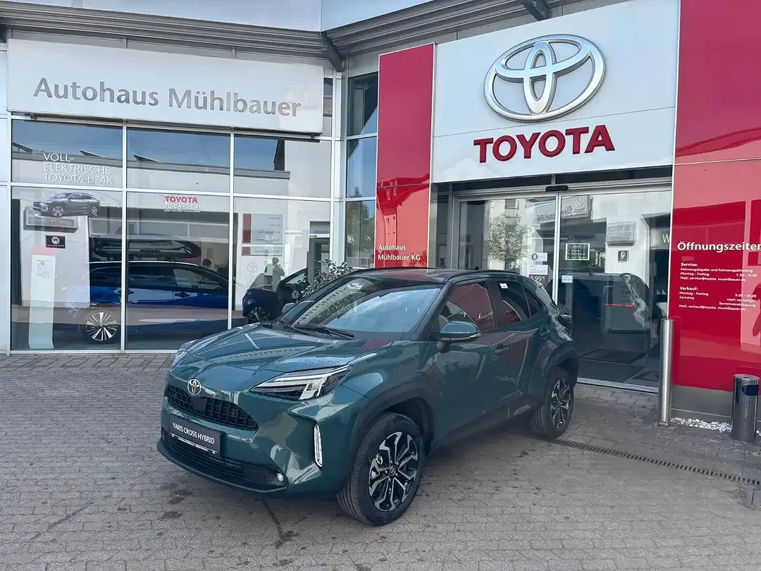 Toyota Yaris - Thumbnail 11