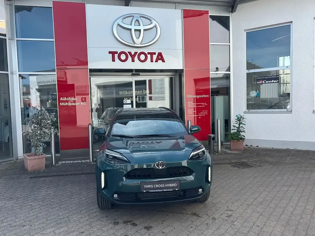 Toyota Yaris - Thumbnail 2