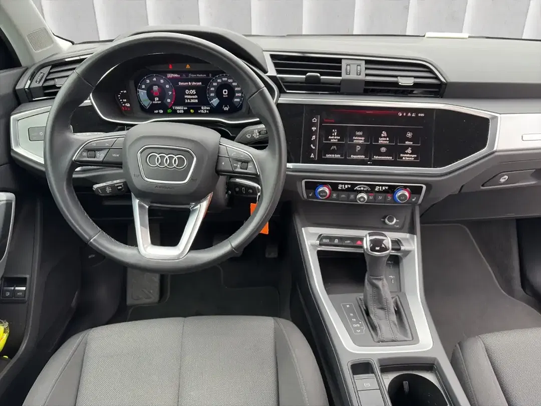 Audi Q3 - Thumbnail 8