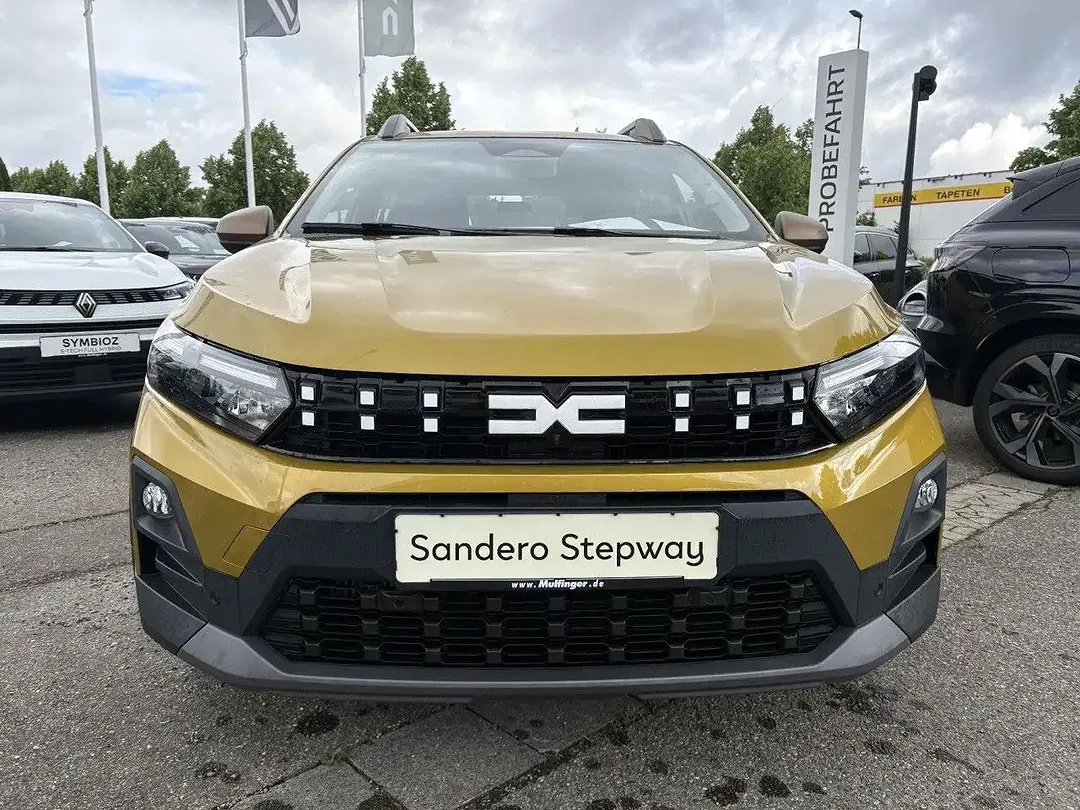 Dacia Sandero - Thumbnail 2