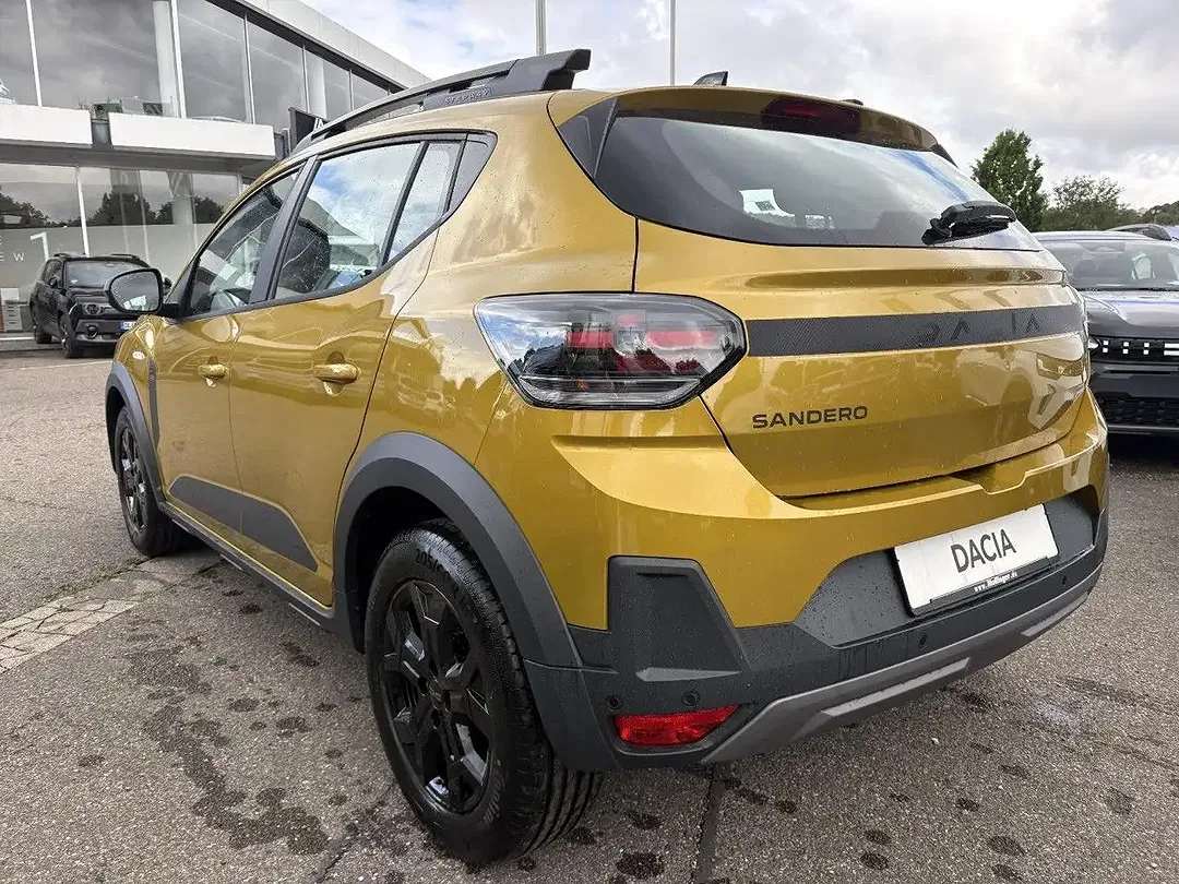 Dacia Sandero - Thumbnail 4