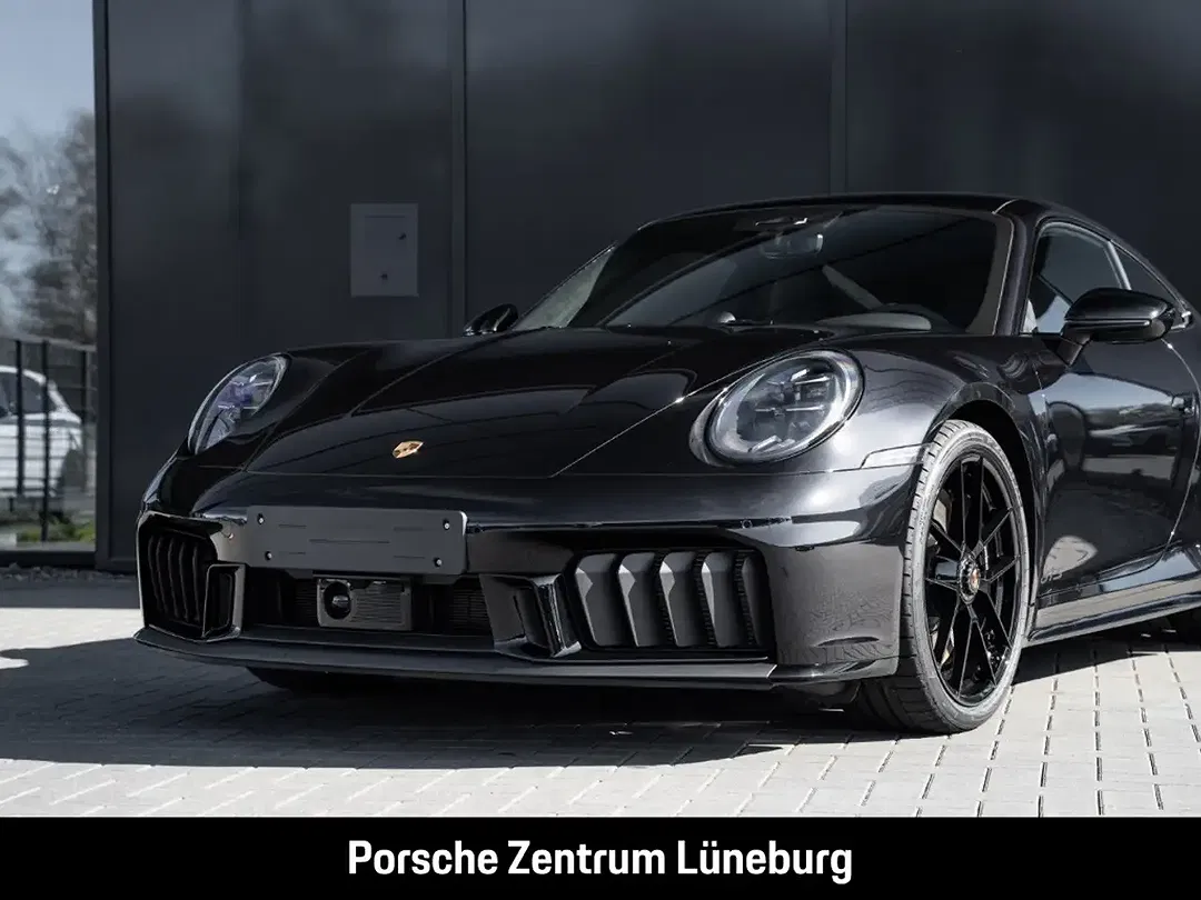 Porsche 992 - Thumbnail 10