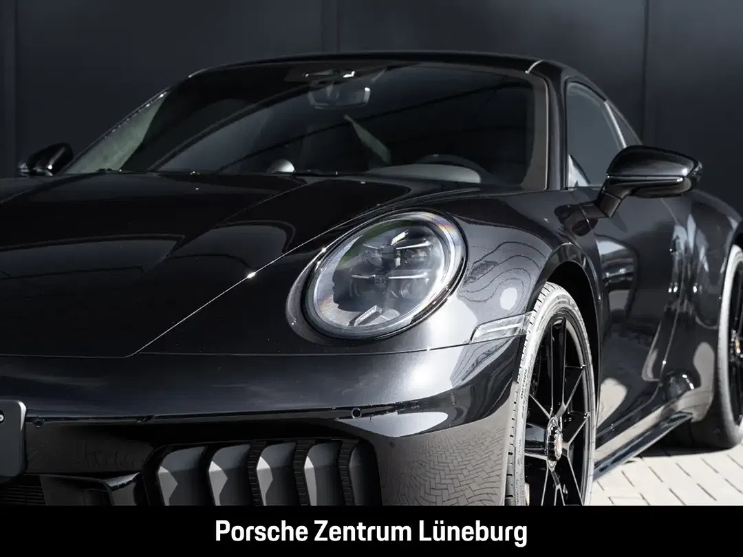 Porsche 992 - Thumbnail 11