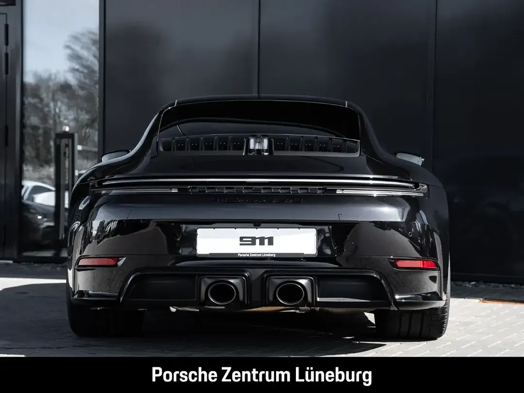 Porsche 992 - Thumbnail 8