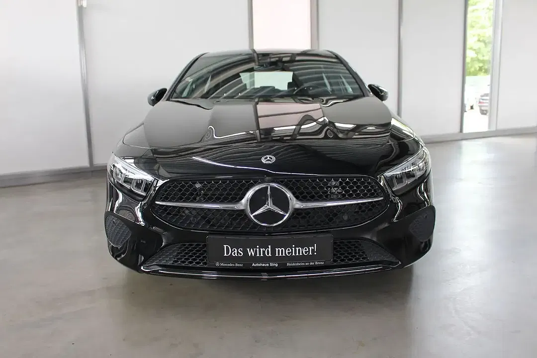 Mercedes-Benz A 200 - Thumbnail 2